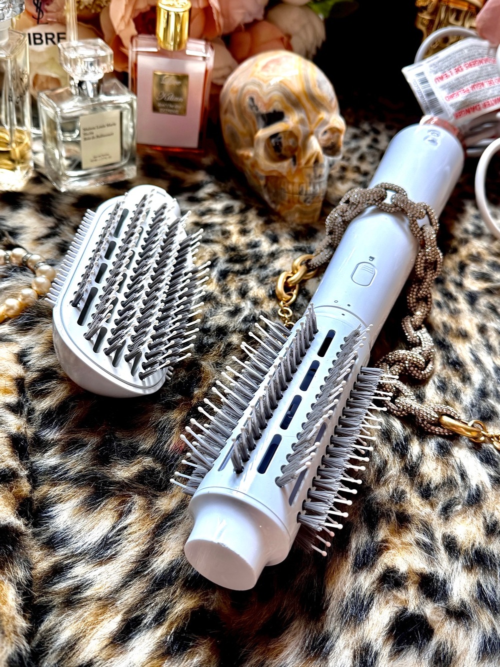 ♥️ The T3 AireBrush Duo White Round Hair Brush Styling Tool - Picture 12 of 16